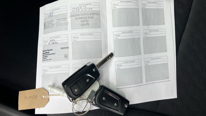 Toyota Yaris 1.5 Hybrid Design 5dr CVT Hybrid Hatchback